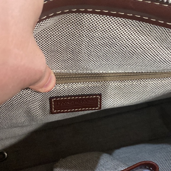 💕Dooney & Bourke beige brown large leather satchel bag 💕 - Picture 15 of 17